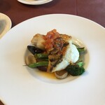 BISTRO Le Romarin - メイン　ブダイのポアレ