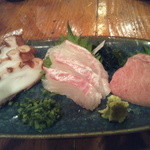 Tatemichiya - 刺身盛り合わせ1,000円　地タコ、真鯛、めばち