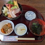 Kakurega Shokusai Tomizawa - 海鮮丼