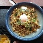 Ushibetei - たまの温玉めし定食750円