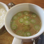 S - モーニングの味噌汁