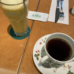 Eikoku ya - フルーツミックスフロートとブレンドコーヒー