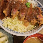 Gyuukatsu Uemura - なかなか飲み込めない肉