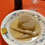 はつ花 - おでん　1個¥200。