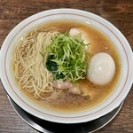中華そば 燕屋商店 - 中華そば醤油味玉