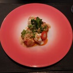 ベルエキップ - ○究極のオマール
      オマールブルトン（ブルターニュの最高のオマール）
      ソースはヴァンブランソース
      白ワインと白ワインビネガーと
      お魚の出汁、トマト入れた品に
      生クリームで繋いだソース