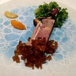 ル・ヴァンキャトル - 3週間熟成鳩？のパテ・アンクルート、コンソメジュレ　マーマレードコンフィ、からし