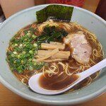 Hakata Ramen Nagahamaya - デカソバ、豚骨ラーメンでほしかったかも