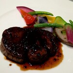 ル・ヴァンキャトル - 宍粟牛ヒレ　赤ワイン・黒トリュフソース