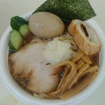 拉麺二段 - 冷やしラーメン味玉付き550円（25年イベント特別メニュー）／25年６月