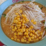 Kurumaya Ramen - 味噌コーンラーメン(860円)+もやしトッピング(90円)  半ライスは無料