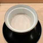 鮨 しゅん輔 - 白子の摺り流しの茶碗蒸しです