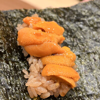 鮨 しゅん輔 阿佐ヶ谷 - 浜中の馬糞ウニです