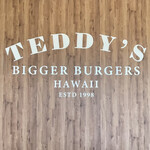 TEDDY'S BIGGER BURGERS - 内観