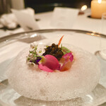 AZUR et MASA UEKI - 金時人参のムースとキャビア、ビネガーの泡