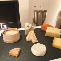 AZUR et MASA UEKI - チーズワゴン