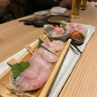 八吉 新宿西口店 - 