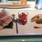 ＴＲＡＴＴＯＲＩＡ　ＳＣＡＣＣＯＭＡＴＴＯ - 前菜盛り合わせ　３種
