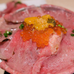肉ドレス酒場 - 肉ドレス海鮮丼