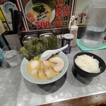 横浜家系ラーメン 魂心家 - 