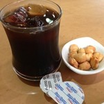 エリート - ちょっと薄めのごくごく普通のアイスコーヒー