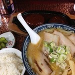 こく一番 ラーメン みどりや - 半ラーメン