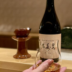 銀座 しのはら - お次は、オーク樽で熟成した貴醸酒『萬寿泉』。