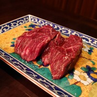 焼肉 にくだらけ - 厚切り黒ハラミ