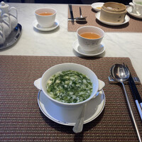 中国料理 翡翠宮 - 干し貝柱と生海苔、豆腐入りスープ