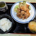 Mikawaya - 鶏と手羽先の唐揚げ定食