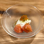 とんかつ 乃ぐち - ブッラータとフルーツトマト