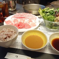 しゃぶしゃぶつかだ 渋谷スクランブルスクエア - 