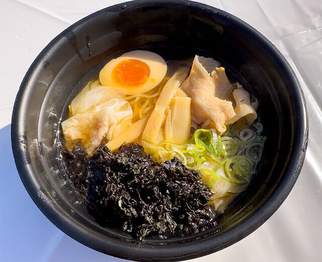 ワンタンメンの満月 酒田本店 - 酒田（ラーメン）の写真