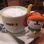 ドトールコーヒーショップ - ほうじ茶ラテとひこにゃん