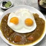 目玉カレーライス（月曜日、連休明けなど）