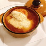 レストラン香味屋 - オニオングラタンスープ