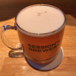 ペンギン - 「Session'sBrewery樽生クラフトビール」（600圓）。今囘は「SMASH」を選擇。