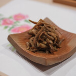 うを徳 - "香魚（あゆ）"＋"魦（いさゞ）"、有馬煮（ありまに）