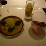 タニーチャ - デザート（１品追加ver.：左下）  (2013.6)