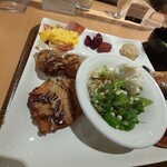 ホテル京阪 - たこ焼きお好み焼きスクランブルエッグにベーコン