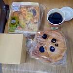 パーラー山と田んぼ - 姉妹店の福袋チケットをクシしていろいろ買ったのミャ