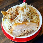 195594471 - 【2023.1.30(月)】トントンらーめん(麺200g・ニンニク・野菜)1,060円