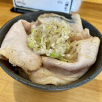 麺屋 しん蔵 - チャーシュー丼 300円