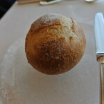 フレンチレストラン ミクニ サッポロ - 今日も美味しい手作りパン