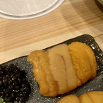 伊と千 - キャビアと厚岸のバフンウニ