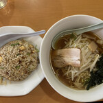 四川料理 合満福 - ラーメンセット（880円）