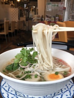 Ba Nki Rao - ビーフンラーメン、さっぱり塩味です、