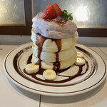 トタンコットンカフェ - 料理写真:ショコラクリームパンケーキ　1650円税込