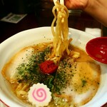 からみそラーメン ふくろう - ラーメン900円･味玉140円