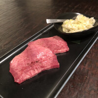 牛牛 西麻布 総本店 - 